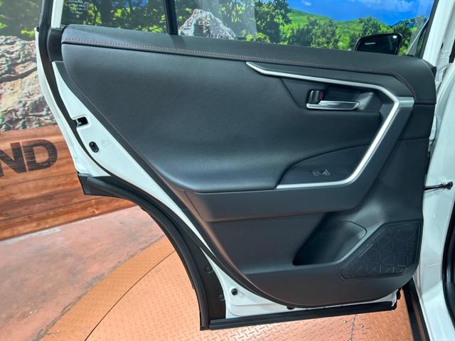 ＲＡＶ４ ハイブリッドアドベンチャー　オフロードパッケージＩＩ　４ＷＤ　純正１０インチナビ　バックカメラ　トヨタセーフティセンス　レーダークルーズ　禁煙車　レザーシート　前席シートエアコン　パワーシート　コーナーセンサー　スマートキー　ＬＥＤヘッド　ＥＴＣ２．０（64枚目）