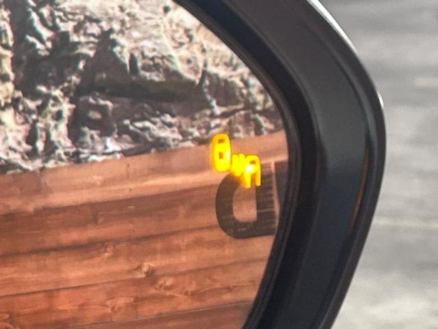 ヤリスクロス ハイブリッドＧ　純正８インチナビ付ディスプレイオーディオ　トヨタセーフティセンス　禁煙車　レーダークルーズ　ブラインドスポットモニター　ＬＥＤヘッドライト　純正１６インチアルミホイール　フルセグ　Ｂｌｕｅｔｏｏｔｈ（6枚目）