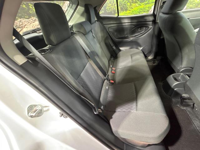 ヤリスクロス ハイブリッドＧ　純正８インチナビ付ディスプレイオーディオ　トヨタセーフティセンス　禁煙車　レーダークルーズ　ブラインドスポットモニター　ＬＥＤヘッドライト　純正１６インチアルミホイール　フルセグ　Ｂｌｕｅｔｏｏｔｈ（9枚目）