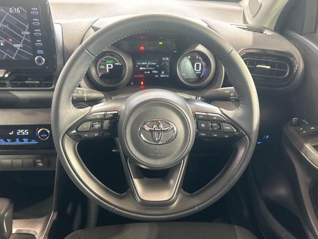 ヤリスクロス ハイブリッドＧ　純正８インチナビ付ディスプレイオーディオ　トヨタセーフティセンス　禁煙車　レーダークルーズ　ブラインドスポットモニター　ＬＥＤヘッドライト　純正１６インチアルミホイール　フルセグ　Ｂｌｕｅｔｏｏｔｈ（11枚目）