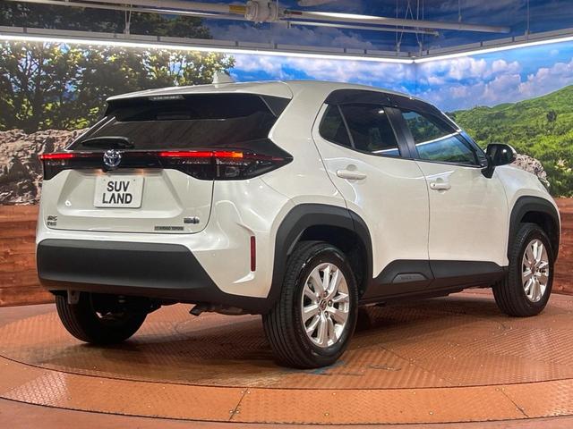 ヤリスクロス ハイブリッドＧ　純正８インチナビ付ディスプレイオーディオ　トヨタセーフティセンス　禁煙車　レーダークルーズ　ブラインドスポットモニター　ＬＥＤヘッドライト　純正１６インチアルミホイール　フルセグ　Ｂｌｕｅｔｏｏｔｈ（17枚目）