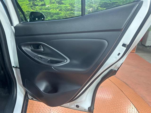 ヤリスクロス ハイブリッドＧ　純正８インチナビ付ディスプレイオーディオ　トヨタセーフティセンス　禁煙車　レーダークルーズ　ブラインドスポットモニター　ＬＥＤヘッドライト　純正１６インチアルミホイール　フルセグ　Ｂｌｕｅｔｏｏｔｈ（45枚目）