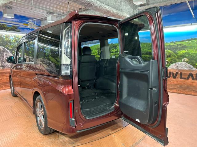 ステップワゴンスパーダ スパーダハイブリッド G・EX ホンダセンシング フリップダウンモニター 純正ナビ バックカメラ ホンダセンシング LEDヘッドライト シートヒーター 両側電動スライドドア ETC フルセグ スマートキー 純正16インチアルミホイール(40枚目)