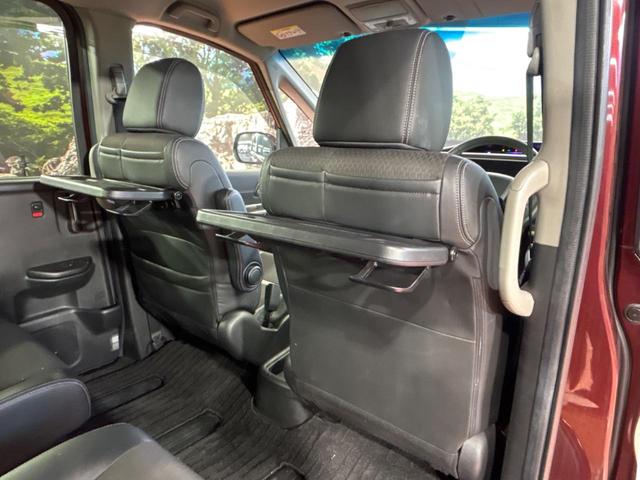 ステップワゴンスパーダ スパーダハイブリッド G・EX ホンダセンシング フリップダウンモニター 純正ナビ バックカメラ ホンダセンシング LEDヘッドライト シートヒーター 両側電動スライドドア ETC フルセグ スマートキー 純正16インチアルミホイール(41枚目)