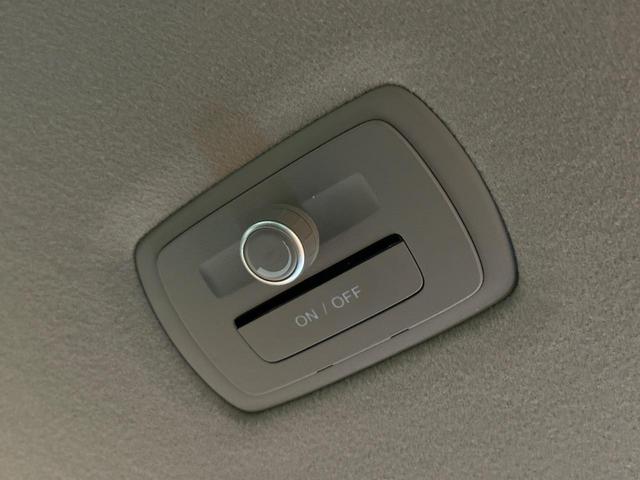 ステップワゴンスパーダ スパーダハイブリッド G・EX ホンダセンシング フリップダウンモニター 純正ナビ バックカメラ ホンダセンシング LEDヘッドライト シートヒーター 両側電動スライドドア ETC フルセグ スマートキー 純正16インチアルミホイール(43枚目)