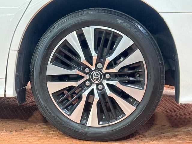 アルファード ２．５Ｓ　Ｃパッケージ　サンルーフ　フリップダウンモニター　純正９インチナビ付ディスプレイオーディオ　デジタルインナーミラー　ブラインドスポットモニター　フルセグ　Ｂｌｕｅｔｏｏｔｈ再生　両側電動スライドドア　電動リアゲート（22枚目）