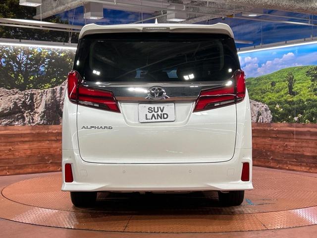 アルファード ２．５Ｓ　Ｃパッケージ　ツインムーンルーフ　フリップダウンモニター　純正ディスプレイオーディオ　バックカメラ　ブラインドスポットモニター　デジタルインナーミラー　レーダークルーズ　パワーバックドア　フルセグ（16枚目）