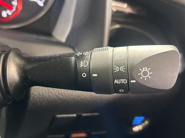 アルファード ２．５Ｓ　Ｃパッケージ　ツインムーンルーフ　フリップダウンモニター　純正ディスプレイオーディオ　バックカメラ　ブラインドスポットモニター　デジタルインナーミラー　レーダークルーズ　パワーバックドア　フルセグ（26枚目）