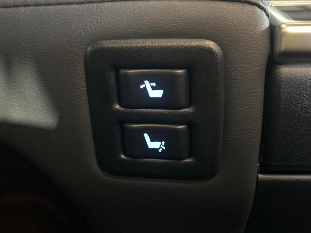 アルファード ２．５Ｓ　Ｃパッケージ　ツインムーンルーフ　フリップダウンモニター　純正ディスプレイオーディオ　バックカメラ　ブラインドスポットモニター　デジタルインナーミラー　レーダークルーズ　パワーバックドア　フルセグ（49枚目）