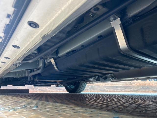 アルファード ２．５Ｓ　Ｃパッケージ　ツインムーンルーフ　フリップダウンモニター　純正ディスプレイオーディオ　バックカメラ　ブラインドスポットモニター　デジタルインナーミラー　レーダークルーズ　パワーバックドア　フルセグ（62枚目）