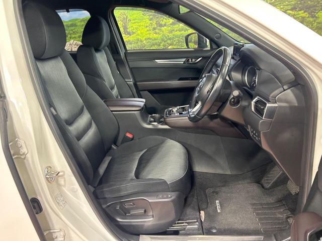 ＣＸ－８ ＸＤプロアクティブ　４ＷＤ　後席モニター　マツダコネクトナビ　全周囲カメラ　衝突被害軽減システム　レーダークルーズ　禁煙車　電動リアゲート　パワーシート　ドラレコ　コーナーセンサー　スマートキー　ＬＥＤヘッド（8枚目）