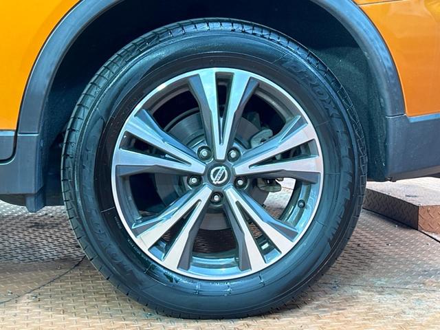 エクストレイル ２０Ｘｉ　全周囲カメラ　衝突被害軽減システム　プロパイロット　禁煙車　ハーフレザーシート　ドラレコ　コーナーセンサー　スマートキー　ＬＥＤヘッド　ビルトインＥＴＣ　純正１８インチアルミ　車線逸脱警報（22枚目）