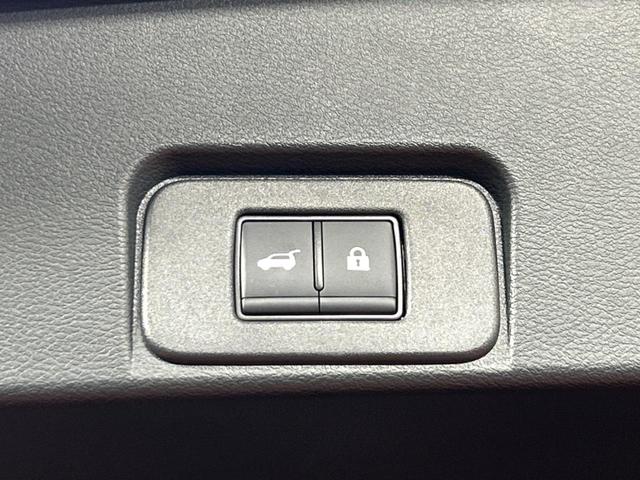 エクストレイル G e-4ORCE 4WD 純正12型ナビ 全周囲カメラ 衝突被害軽減装置 レーダークルーズ 禁煙車 電動リアゲート 100v電源 前席シートヒーター デジタルインナーミラー ヘッドアップディスプレイ パワーシート(7枚目)