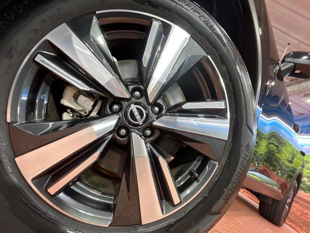 エクストレイル G e-4ORCE 4WD 純正12型ナビ 全周囲カメラ 衝突被害軽減装置 レーダークルーズ 禁煙車 電動リアゲート 100v電源 前席シートヒーター デジタルインナーミラー ヘッドアップディスプレイ パワーシート(13枚目)