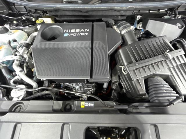 エクストレイル G e-4ORCE 4WD 純正12型ナビ 全周囲カメラ 衝突被害軽減装置 レーダークルーズ 禁煙車 電動リアゲート 100v電源 前席シートヒーター デジタルインナーミラー ヘッドアップディスプレイ パワーシート(18枚目)