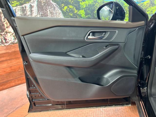 エクストレイル G e-4ORCE 4WD 純正12型ナビ 全周囲カメラ 衝突被害軽減装置 レーダークルーズ 禁煙車 電動リアゲート 100v電源 前席シートヒーター デジタルインナーミラー ヘッドアップディスプレイ パワーシート(44枚目)