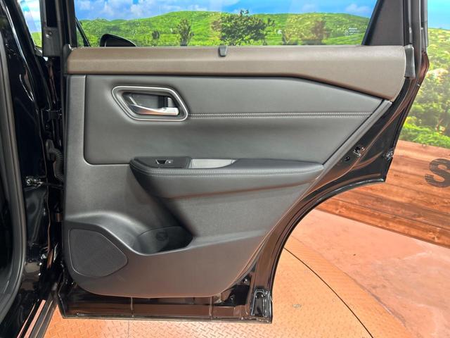 エクストレイル G e-4ORCE 4WD 純正12型ナビ 全周囲カメラ 衝突被害軽減装置 レーダークルーズ 禁煙車 電動リアゲート 100v電源 前席シートヒーター デジタルインナーミラー ヘッドアップディスプレイ パワーシート(47枚目)