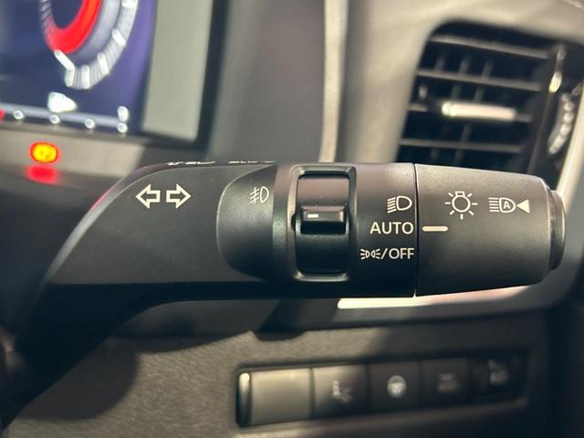 エクストレイル G e-4ORCE 4WD 純正12型ナビ 全周囲カメラ 衝突被害軽減装置 レーダークルーズ 禁煙車 電動リアゲート 100v電源 前席シートヒーター デジタルインナーミラー ヘッドアップディスプレイ パワーシート(69枚目)