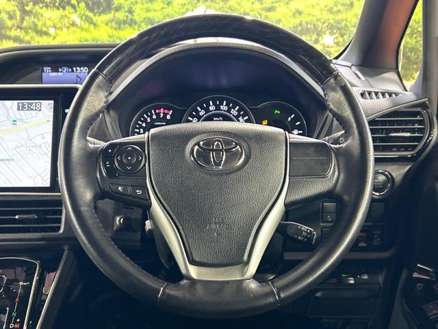 ヴォクシー ＺＳ　煌ＩＩ　両側電動スライドドア　後席モニター　純正１０型ナビ　バックカメラ　衝突被害軽減装置　禁煙車　ドラレコ　ＥＴＣ２．０　クルーズコントロール　スマートキー　ＬＥＤヘッドライト　純正１６インチアルミホイル（12枚目）
