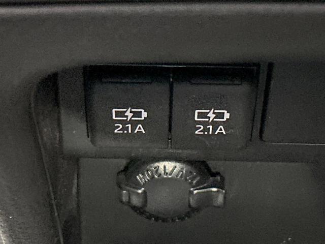 ヴォクシー ＺＳ　煌ＩＩ　両側電動スライドドア　後席モニター　純正１０型ナビ　バックカメラ　衝突被害軽減装置　禁煙車　ドラレコ　ＥＴＣ２．０　クルーズコントロール　スマートキー　ＬＥＤヘッドライト　純正１６インチアルミホイル（28枚目）