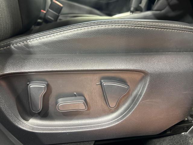 ヤリスクロス ハイブリッドＺ　純正ナビ付ディスプレイオーディオ　全周囲カメラ　トヨタセーフティセンス　禁煙車　レーダークルーズ　ブラインドスポットモニター　Ｂｌｕｅｔｏｏｔｈ再生　ＬＥＤヘッドライト　純正１８インチアルミホイール（30枚目）