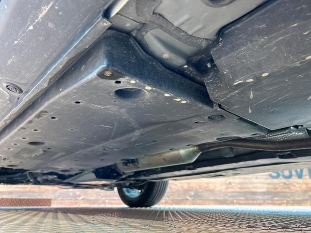 ヤリスクロス ハイブリッドＺ　純正ナビ付ディスプレイオーディオ　全周囲カメラ　トヨタセーフティセンス　禁煙車　レーダークルーズ　ブラインドスポットモニター　Ｂｌｕｅｔｏｏｔｈ再生　ＬＥＤヘッドライト　純正１８インチアルミホイール（34枚目）