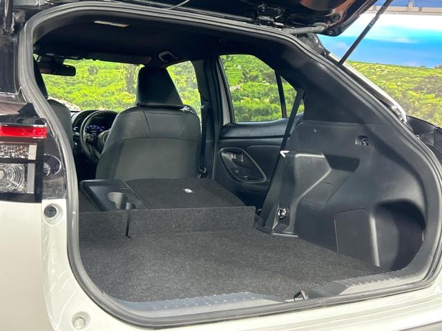 ヤリスクロス ハイブリッドＺ　純正ナビ付ディスプレイオーディオ　全周囲カメラ　トヨタセーフティセンス　禁煙車　レーダークルーズ　ブラインドスポットモニター　Ｂｌｕｅｔｏｏｔｈ再生　ＬＥＤヘッドライト　純正１８インチアルミホイール（39枚目）