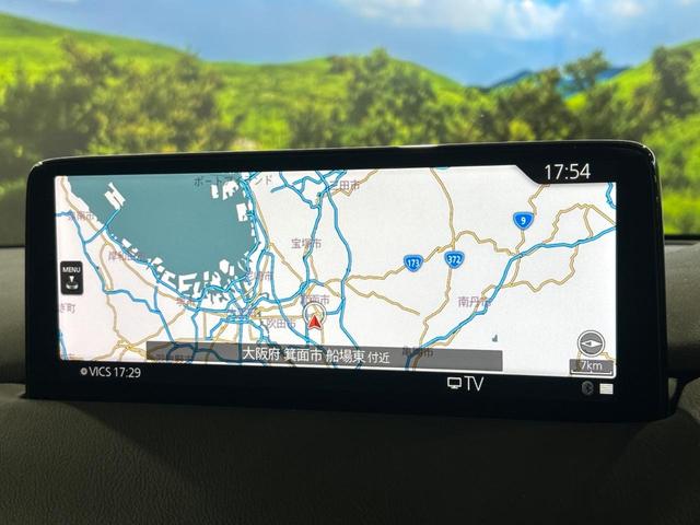 ＣＸ－８ ２５Ｓ　Ｌパッケージ　７人乗り　純正１０．２５型ナビ　サンルーフ　全周囲カメラ　ＢＯＳＥサウンド　衝突被害軽減システム　レーダークルーズ　禁煙車　レザーシート　前席シートエアコン　コーナーセンサー　　ＬＥＤヘッド　ＥＴＣ（3枚目）