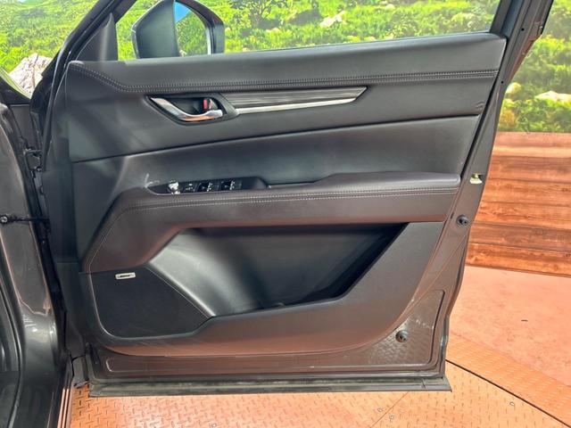 ＣＸ－８ ２５Ｓ　Ｌパッケージ　７人乗り　純正１０．２５型ナビ　サンルーフ　全周囲カメラ　ＢＯＳＥサウンド　衝突被害軽減システム　レーダークルーズ　禁煙車　レザーシート　前席シートエアコン　コーナーセンサー　　ＬＥＤヘッド　ＥＴＣ（31枚目）