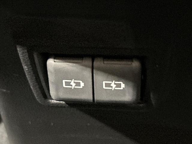 UX UX200 バージョンC 純正ナビ 全周囲カメラ 前席シートヒーター セーフティシステム レーダークルーズ ブラインドスポットモニター LEDヘッド パワーシート 純正17インチアルミ bluetooth接続 ドラレコ ETC(45枚目)