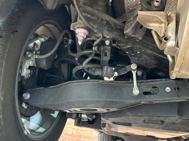 UX UX200 バージョンC 純正ナビ 全周囲カメラ 前席シートヒーター セーフティシステム レーダークルーズ ブラインドスポットモニター LEDヘッド パワーシート 純正17インチアルミ bluetooth接続 ドラレコ ETC(63枚目)