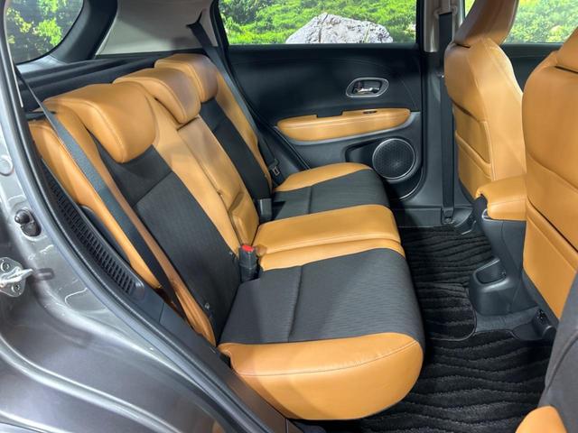 ヴェゼル ハイブリッドＺ・ホンダセンシング　バックカメラ　衝突被害軽減システム　レーダークルーズ　禁煙車　ドラレコ　コーナーセンサー　スマートキー　ＬＥＤヘッド　ビルトインＥＴＣ　純正１７インチアルミ　オートハイビーム　車線逸脱警報（9枚目）