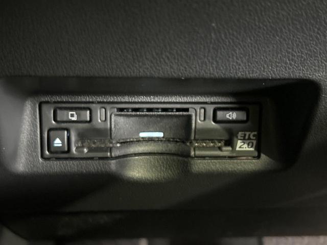 アルファードハイブリッド Ｚ　左右独立ムーンルーフ　フリップダウンモニター　純正１４インチディスプレイオーディオ　全周囲カメラ　トヨタチームメイト　デジタルインナーミラー　パワーバックドア　ブラインドスポットモニター（25枚目）