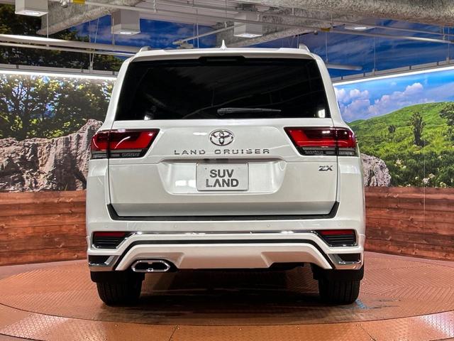 ランドクルーザー ＺＸ　モデリスタエアロ　サンルーフ　後席モニター　ＪＢＬサウンドシステム　１２．３インチナビ　ブラインドスポットモニター　全周囲カメラ　フルセグ　ＬＥＤヘッドライト　白革シート　純正２０インチアルミホイール（16枚目）