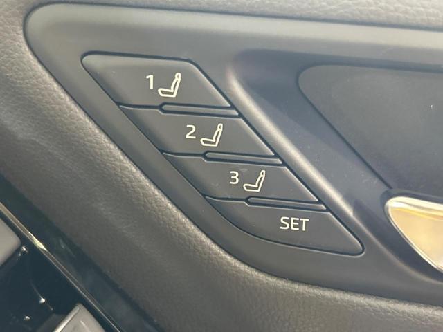 ランドクルーザー ＺＸ　モデリスタエアロ　サンルーフ　後席モニター　ＪＢＬサウンドシステム　１２．３インチナビ　ブラインドスポットモニター　全周囲カメラ　フルセグ　ＬＥＤヘッドライト　白革シート　純正２０インチアルミホイール（23枚目）