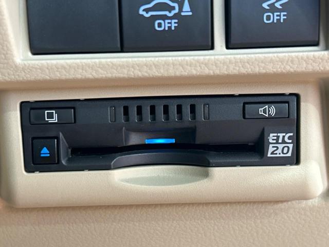 ランドクルーザー ＺＸ　モデリスタエアロ　サンルーフ　後席モニター　ＪＢＬサウンドシステム　１２．３インチナビ　ブラインドスポットモニター　全周囲カメラ　フルセグ　ＬＥＤヘッドライト　白革シート　純正２０インチアルミホイール（25枚目）