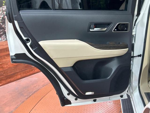 ランドクルーザー ＺＸ　モデリスタエアロ　サンルーフ　後席モニター　ＪＢＬサウンドシステム　１２．３インチナビ　ブラインドスポットモニター　全周囲カメラ　フルセグ　ＬＥＤヘッドライト　白革シート　純正２０インチアルミホイール（57枚目）