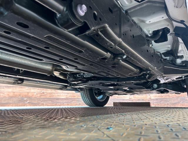 ランドクルーザー ＺＸ　モデリスタエアロ　サンルーフ　後席モニター　ＪＢＬサウンドシステム　１２．３インチナビ　ブラインドスポットモニター　全周囲カメラ　フルセグ　ＬＥＤヘッドライト　白革シート　純正２０インチアルミホイール（67枚目）