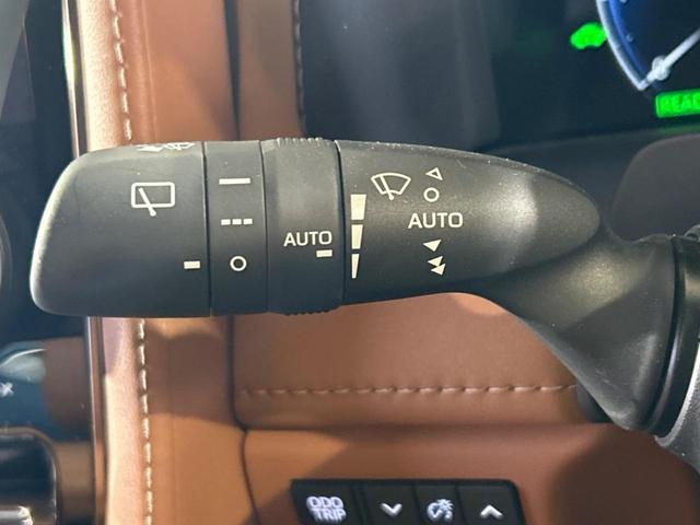 ヴェルファイアハイブリッド Ｚ　プレミア　ガラスルーフ　両側電動ドア　後席モニター　全周囲カメラ　１００Ｖ電源　衝突被害軽減システム　レーダークルーズ　禁煙車　電動リアゲート　レザーシート　前席シートエアコン　リアシートエアコン　ドラレコ（27枚目）