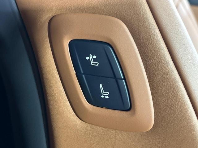 ヴェルファイアハイブリッド Ｚ　プレミア　ガラスルーフ　両側電動ドア　後席モニター　全周囲カメラ　１００Ｖ電源　衝突被害軽減システム　レーダークルーズ　禁煙車　電動リアゲート　レザーシート　前席シートエアコン　リアシートエアコン　ドラレコ（43枚目）