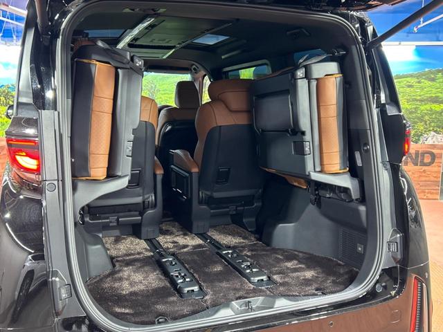 ヴェルファイアハイブリッド Ｚ　プレミア　ガラスルーフ　両側電動ドア　後席モニター　全周囲カメラ　１００Ｖ電源　衝突被害軽減システム　レーダークルーズ　禁煙車　電動リアゲート　レザーシート　前席シートエアコン　リアシートエアコン　ドラレコ（49枚目）