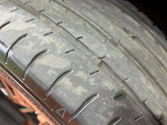 ヴェルファイアハイブリッド Ｚ　プレミア　ガラスルーフ　両側電動ドア　後席モニター　全周囲カメラ　１００Ｖ電源　衝突被害軽減システム　レーダークルーズ　禁煙車　電動リアゲート　レザーシート　前席シートエアコン　リアシートエアコン　ドラレコ（54枚目）