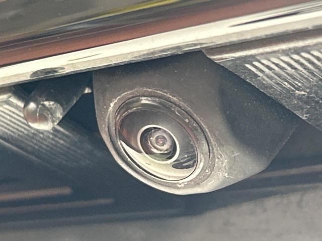 ヴェルファイアハイブリッド Ｚ　プレミア　ガラスルーフ　両側電動ドア　後席モニター　全周囲カメラ　１００Ｖ電源　衝突被害軽減システム　レーダークルーズ　禁煙車　電動リアゲート　レザーシート　前席シートエアコン　リアシートエアコン　ドラレコ（61枚目）