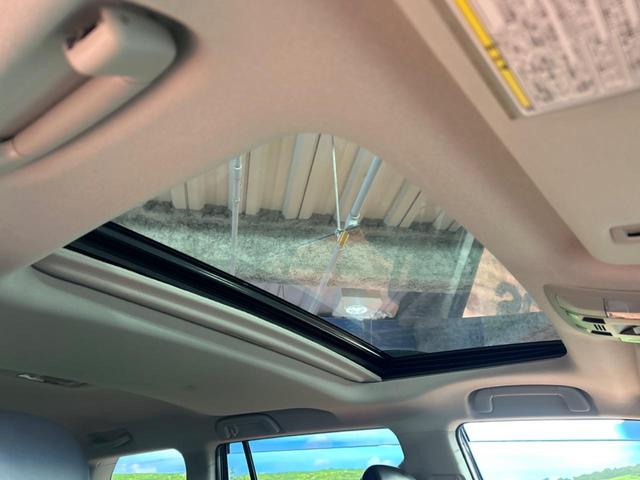 ランドクルーザープラド ＴＸ　Ｌパッケージ　マットブラックエディション　４ＷＤ　サンルーフ　全周囲カメラ　衝突被害軽減システム　レーダークルーズ　禁煙車　レザーシート　前席シートエアコン　ドラレコ　コーナーセンサー　スマートキー　ＬＥＤヘッド　ルーフレール　ＥＴＣ２．０（3枚目）