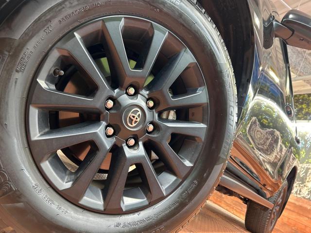 ランドクルーザープラド ＴＸ　Ｌパッケージ　マットブラックエディション　４ＷＤ　サンルーフ　全周囲カメラ　衝突被害軽減システム　レーダークルーズ　禁煙車　レザーシート　前席シートエアコン　ドラレコ　コーナーセンサー　スマートキー　ＬＥＤヘッド　ルーフレール　ＥＴＣ２．０（13枚目）