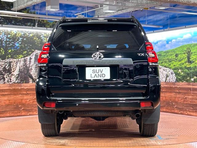 ランドクルーザープラド ＴＸ　Ｌパッケージ　マットブラックエディション　４ＷＤ　サンルーフ　全周囲カメラ　衝突被害軽減システム　レーダークルーズ　禁煙車　レザーシート　前席シートエアコン　ドラレコ　コーナーセンサー　スマートキー　ＬＥＤヘッド　ルーフレール　ＥＴＣ２．０（15枚目）