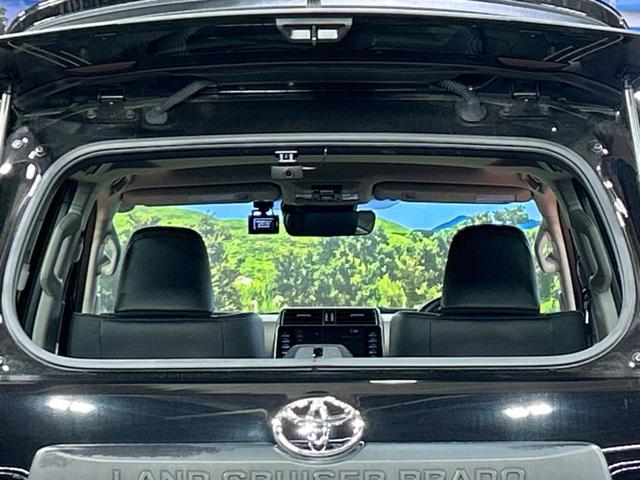 ランドクルーザープラド ＴＸ　Ｌパッケージ　マットブラックエディション　４ＷＤ　サンルーフ　全周囲カメラ　衝突被害軽減システム　レーダークルーズ　禁煙車　レザーシート　前席シートエアコン　ドラレコ　コーナーセンサー　スマートキー　ＬＥＤヘッド　ルーフレール　ＥＴＣ２．０（29枚目）