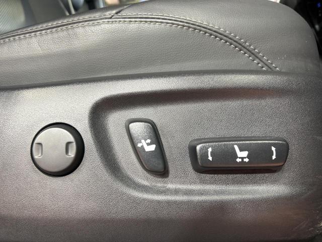 ランドクルーザープラド ＴＸ　Ｌパッケージ　マットブラックエディション　４ＷＤ　サンルーフ　全周囲カメラ　衝突被害軽減システム　レーダークルーズ　禁煙車　レザーシート　前席シートエアコン　ドラレコ　コーナーセンサー　スマートキー　ＬＥＤヘッド　ルーフレール　ＥＴＣ２．０（54枚目）