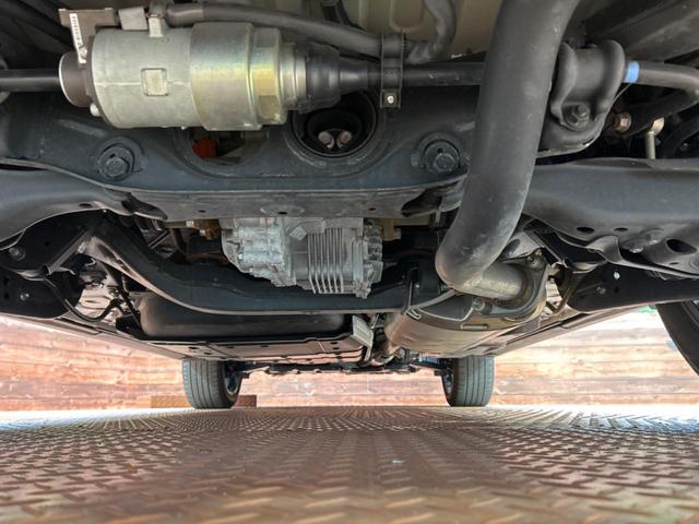 ＲＸ ＲＸ４５０ｈ　Ｆスポーツ　サンルーフ　純正１２．３インチナビ　全周囲カメラ　１００Ｖ電源　衝突被害軽減システム　レーダークルーズ　禁煙車　電動リアゲート　黒レザーシート　前席シートエアコン　ドラレコ　コーナーセンサー（19枚目）