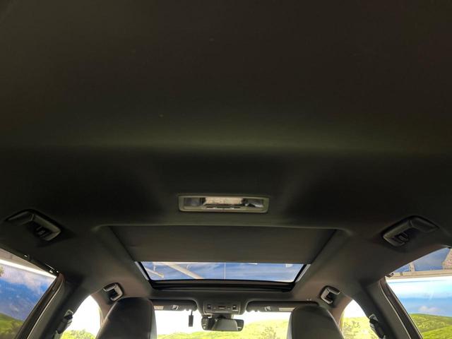 ＲＸ ＲＸ４５０ｈ　Ｆスポーツ　サンルーフ　純正１２．３インチナビ　全周囲カメラ　１００Ｖ電源　衝突被害軽減システム　レーダークルーズ　禁煙車　電動リアゲート　黒レザーシート　前席シートエアコン　ドラレコ　コーナーセンサー（22枚目）